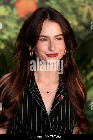 London., Großbritannien. November 2024. Madeleine Harris nimmt an der „Paddington in Peru“-Weltpremiere auf dem Leicester Square in London Teil. Quelle: SOPA Images Limited/Alamy Live News Stockfoto