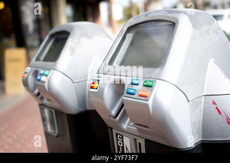 Los Angeles, Kalifornien, USA - 10.03.2019: Nahaufnahme der Parkuhr. Stockfoto