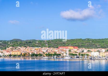 Blick auf Carloforte vom Meer, Sardinien Stockfoto