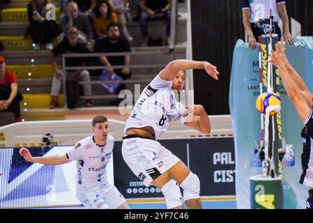 (Sonepar Padova) während des Spiels Cisterna Volley vs Sonepar Padova, Volleyball italienische Serie A Männer Superliga in Cisterna di Latina (LT), Italien, 03. November 2024 Stockfoto