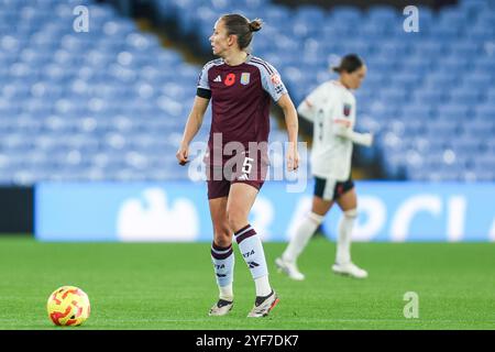 Birmingham, Großbritannien. November 2024. #5, Lucy Staniforth von Aston Villa während des Women's Super League Spiels zwischen Aston Villa Women und Liverpool Women im Villa Park, Birmingham, England am 3. November 2024. Foto von Stuart Leggett. Nur redaktionelle Verwendung, Lizenz für kommerzielle Nutzung erforderlich. Keine Verwendung bei Wetten, Spielen oder Publikationen eines einzelnen Clubs/einer Liga/eines Spielers. Quelle: UK Sports Pics Ltd/Alamy Live News Stockfoto