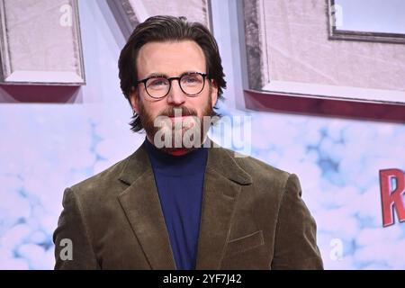 Chris Evans bei der „Red One – Alarmstufe Weihnachten“ Filmpremiere am 3.11.2024 in Berlin Stockfoto