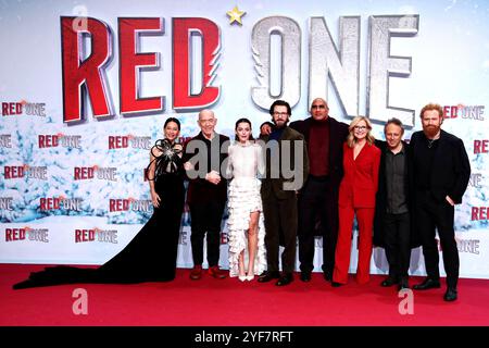 Deutschland, Berlin, 03.11.24, Uber Platz, Lucy Liu, J.K. Simmons, Kiernan Shipka, Chris Evans, Dwayne Johnson - THE ROCK, Bonnie Hunt, Regisseur Jake Kas... Stockfoto