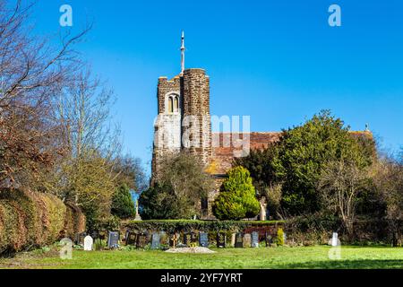 Außenansicht der St. Mary's Church aus dem 14.. Jahrhundert in Lower Gravenhurst, Bedfordshire, England, Großbritannien Stockfoto