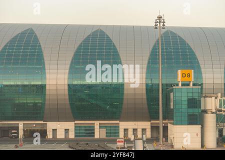 DUBAI, VAE - 17. JANUAR 2017: Luftseite des Dubai International Airport. Stockfoto