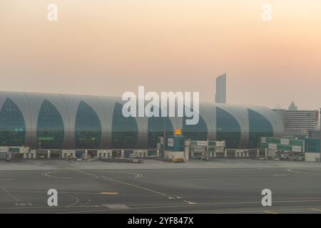 DUBAI, VAE - 17. JANUAR 2017: Luftseite des Dubai International Airport. Stockfoto