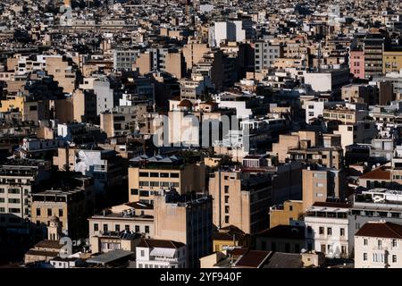 Ansicht der Bevölkerungsdichte der Stadt vom Parthenon-Tempel auf der Akropolis in Athen, der Hauptstadt Griechenlands am 11. Januar 2023. Vue de la densite de Stockfoto