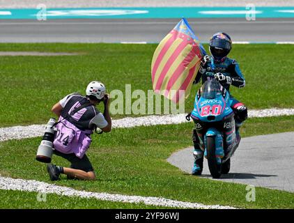 kuala lumpur, Malaysia. November 2024. David Alonso vom CFMOTO Gaviota Aspar Team hat beim Petronas Grand Prix von Malaysia Geschichte geschrieben, indem er das malaysische Moto3 gewann und auch einen 13. Saisonsieg in kuala lumpur, Malaysia, errang. Stockfoto