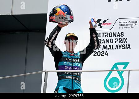 kuala lumpur, Malaysia. November 2024. David Alonso vom CFMOTO Gaviota Aspar Team hat beim Petronas Grand Prix von Malaysia Geschichte geschrieben, indem er das malaysische Moto3 gewann und auch einen 13. Saisonsieg in kuala lumpur, Malaysia, errang. Stockfoto