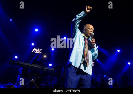 Montreux, Schweiz. November 2024. Dateifoto - Quincy Jones auf der Bühne beim Montreux Jazz Festival in Montreux, Schweiz, am 18. Juli 2015. Quincy Jones, Musikerin und Produzentin, die mit Michael Jackson, Frank Sinatra und vielen anderen zusammenarbeitete, stirbt im Alter von 91 Jahren. Foto von LOONA/ABACAPRESS. COM Credit: Abaca Press/Alamy Live News Stockfoto