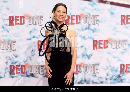 Lucy Liu bei der Premiere des Kinofilms Red One im UCI Luxe. Berlin, 03.11.2024 *** Lucy Liu bei der Premiere des Films Red One bei UCI Luxe Berlin, 03 11 2024 Foto:xD.xHerrickx/xFuturexImagex red 4180 Stockfoto