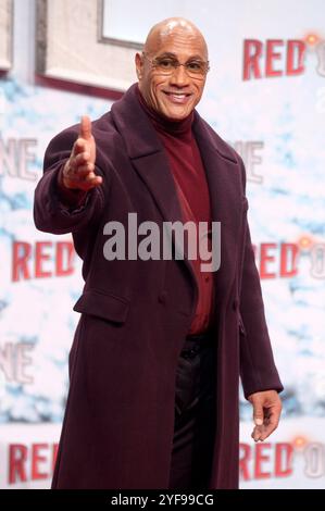 Dwayne Johnson bei der Premiere des Kinofilms Red One im UCI Luxe. Berlin, 03.11.2024 *** Dwayne Johnson bei der Premiere des Films Red One bei UCI Luxe Berlin, 03 11 2024 Foto:xD.xHerrickx/xFuturexImagex red 4191 Stockfoto