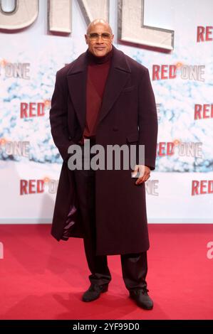 Dwayne Johnson bei der Premiere des Kinofilms Red One im UCI Luxe. Berlin, 03.11.2024 *** Dwayne Johnson bei der Premiere des Films Red One bei UCI Luxe Berlin, 03 11 2024 Foto:xD.xHerrickx/xFuturexImagex red 4186 Stockfoto