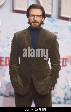 Chris Evans bei der Premiere des Kinofilms Red One im UCI Luxe. Berlin, 03.11.2024 *** Chris Evans bei der Premiere des Films Red One bei UCI Luxe Berlin, 03 11 2024 Foto:xD.xHerrickx/xFuturexImagex red 4197 Stockfoto