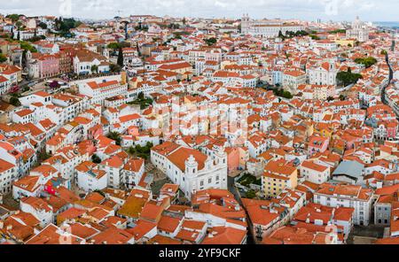 Lissabon, portugal. Blick auf das wunderschöne lissabon mit seinen alten Gebäuden. Stockfoto