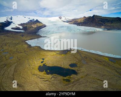 Aus der Vogelperspektive Fjallsjökull - ein Auslaufgletscher von Vatnajökull, der größten Eiskappe Europas, Island Stockfoto