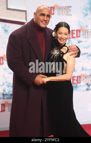 Dwayne Johnson und Lucy Liu bei der Premiere des Kinofilms 'Red One' im UCI Luxe. Berlin, 03.11.2024 Stockfoto