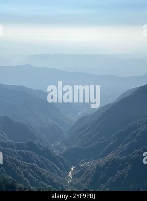 Himalaya Landschaft in der Nähe von Bir Billing, Himachal Pradesh, Indien Stockfoto