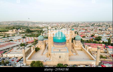 Samarkand, Usbekistan: Luftaufnahme der Bibi-Chanym-Moschee. Der wichtigste Ort der Anbetung und gewidmet Timurs Lieblingsfrau. Übersetzung zur Moschee: 'S Stockfoto