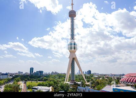 Luftaufnahme des Taschkent Fernsehturms in Usbekistan Stockfoto