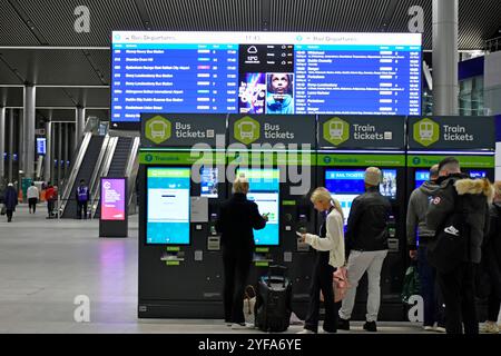 Belfast Grand Central Bus- und Bahnhof. Nordirland. Stockfoto