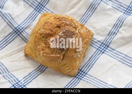 Traditioneller zypriotischer, köstlicher osterkäsekuchen, genannt Flaunes Stockfoto