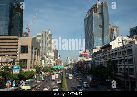 BANGKOK, THAILAND - 14. OKTOBER 2023: Stadtlandschaft von Bangkok. Stockfoto