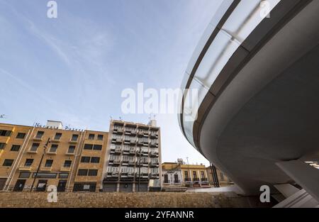 Nicosia Zypern 06 Januar 2021 Stadtbild von Nicosia die Hauptstadt Zyperns vom Eleftheria Platz mit moderner futuristischer Architektur im Zentrum Stockfoto