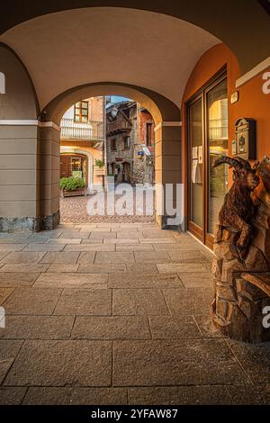 Italien Piemont Valle Gesso Parco Naturale APLI Marittime Entracque - Piazza Giustizia e Libertà Stockfoto