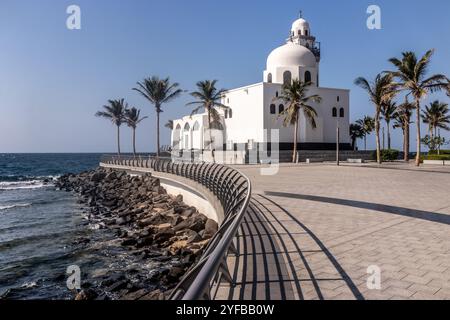 Inselmoschee an der Corniche Promenade in Dschidda, Saudi-Arabien Stockfoto