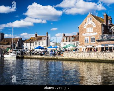 Der belebte Quay in Wareham in Dorset. Stockfoto