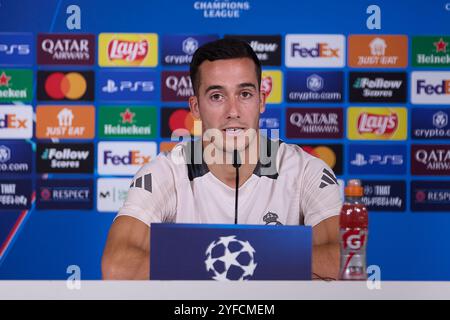 Madrid, Spanien. November 2024. Lucas Vazquez von Real Madrid CF nimmt an einer Pressekonferenz am Vorabend des Fußballspiels der UEFA Champions League Woche 4 2024/2025 zwischen Real Madrid CF und AC Milan in Ciudad Real Madrid Teil. Quelle: SOPA Images Limited/Alamy Live News Stockfoto