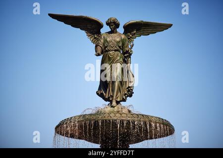 New York Central Park Bethesda Terrace Cherry Hill Brunnen Stockfoto