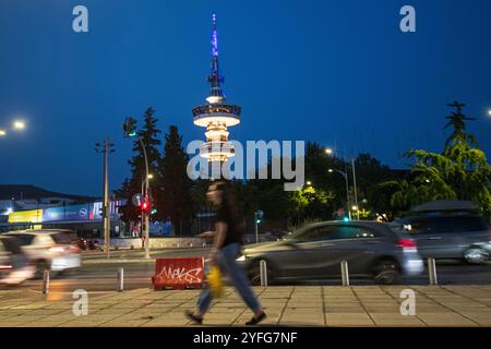 Thessaloniki: OTE-Turm bei Nacht. Griechenland Stockfoto