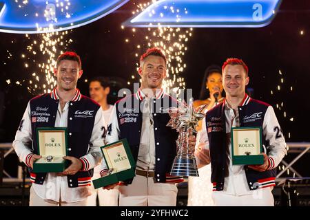 06 ESTRE Kevin (fra), LOTTERER Andre (ger), VANTHOOR Laurens (bel), Porsche Penske Motorsport, Porsche 963 #06, Hypercar, Porträt während der FIA WEC Awards 2024 am 3. November 2024 im Sofitel Bahrain Zallaq in Manama, Bahrain Stockfoto