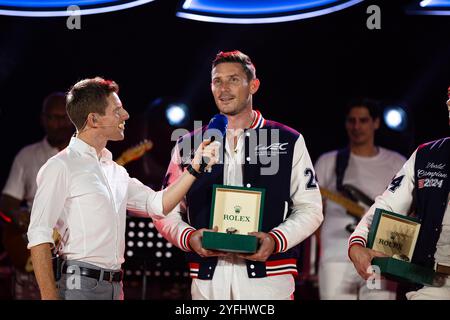06 ESTRE Kevin (fra), LOTTERER Andre (ger), VANTHOOR Laurens (bel), Porsche Penske Motorsport, Porsche 963 #06, Hypercar, Porträt während der FIA WEC Awards 2024 am 3. November 2024 im Sofitel Bahrain Zallaq in Manama, Bahrain Stockfoto