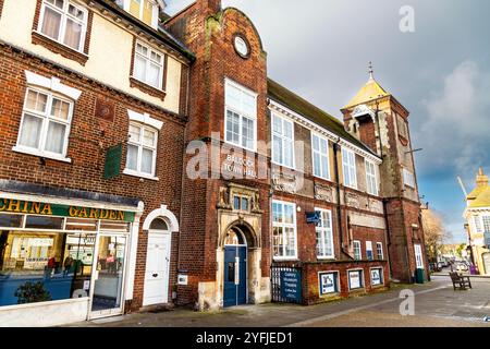 Baldock Town Hall (Arts and Heritage Centre) aus rotem Backstein, Baldock Hertfordshire, Großbritannien Stockfoto