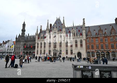 Provinciaal Hof im Grote Markt – Brügge, Belgien – 21. Oktober 2024 Stockfoto