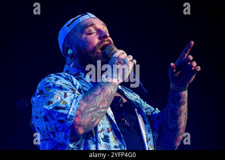 Paris, Frankreich. November 2024. Teddy Swims tritt am 4. November 2024 in der Salle Pleyel in Paris auf. Foto: Lionel Urman/ABACAPRESS. COM Credit: Abaca Press/Alamy Live News Stockfoto