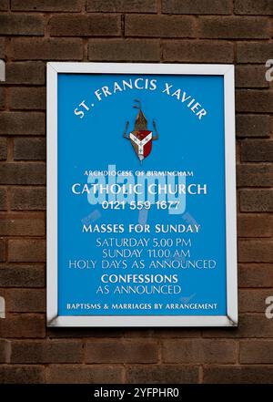 St. Francis Xavier Catholic Church Board, Oldbury, West Midlands, England, Vereinigtes Königreich Stockfoto