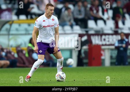 Pietro Comuzzo von ACF Fiorentina in Aktion während des Spiels der Serie A zwischen Torino FC und ACF Fiorentina im Stadio Olimpico am 3. november 2024 in Turin. Stockfoto