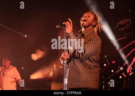 Schwarze Pumas im Concerto al Fabrique, Mailand. Foto di Davide Merli - Alamy Stockfoto