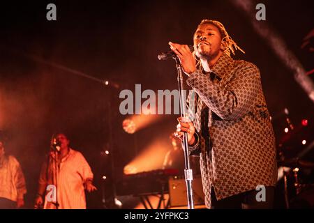 Schwarze Pumas im Concerto al Fabrique, Mailand. Foto di Davide Merli - Alamy Stockfoto