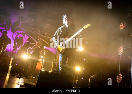 Schwarze Pumas im Concerto al Fabrique, Mailand. Foto di Davide Merli - Alamy Stockfoto