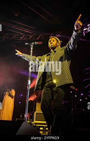 Schwarze Pumas im Concerto al Fabrique, Mailand. Foto di Davide Merli - Alamy Stockfoto