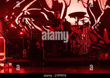 Schwarze Pumas im Concerto al Fabrique, Mailand. Foto di Davide Merli - Alamy Stockfoto