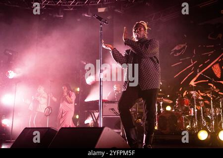 Schwarze Pumas im Concerto al Fabrique, Mailand. Foto di Davide Merli - Alamy Stockfoto
