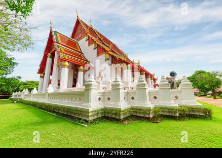 Fantastische Aussicht auf Wihan Phra Mongkhon Bophit, Ayutthaya, Thailand Stockfoto