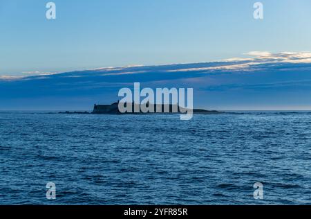 Blick auf Praia de Moledo und Festung Insua in Caminha, Portugal Stockfoto