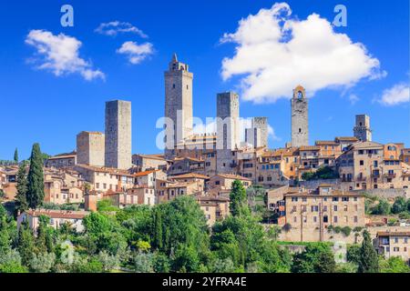 San Gimignano, Toskana, Italien. Blick auf die Skyline der Stadt. Mittelalterliche Stadt. Stockfoto